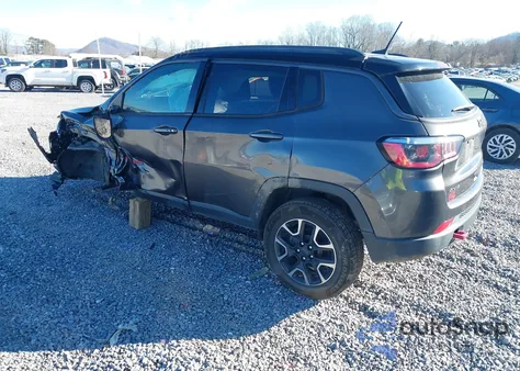 2019 Jeep Compass Trailhawk 4X4 from USA, damaged, VIN 3C4NJDDB2KT688238